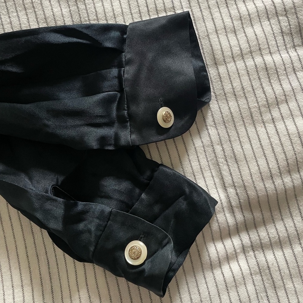 Valerie Stevens Black Silk Blouse - Picture 8 of 12